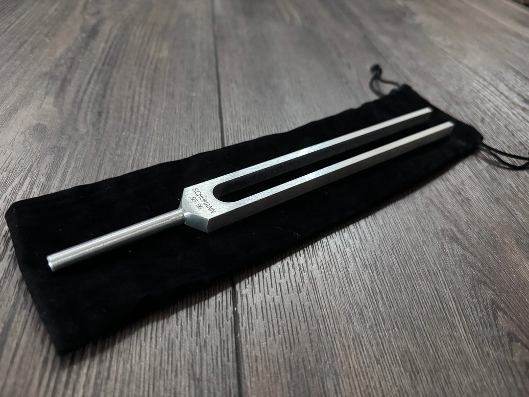 93.96hz Schumann Unweighted with Drawstring Pouch and Striker - Attenuator Extender - 10mm Crystal - Hematite, Black Onyx, Rose Quartzender - 10mm Crystal - Hematite, Black Onyx, Rose Quartz