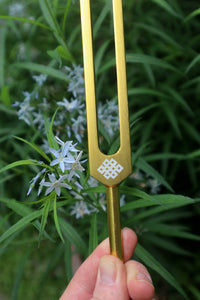 RV Medics' Earth Star 68.05 Hz Tuning Fork - Sound Vibration, Grounding, Biofield - Attenuator Handle Extender with 10mm Crystal