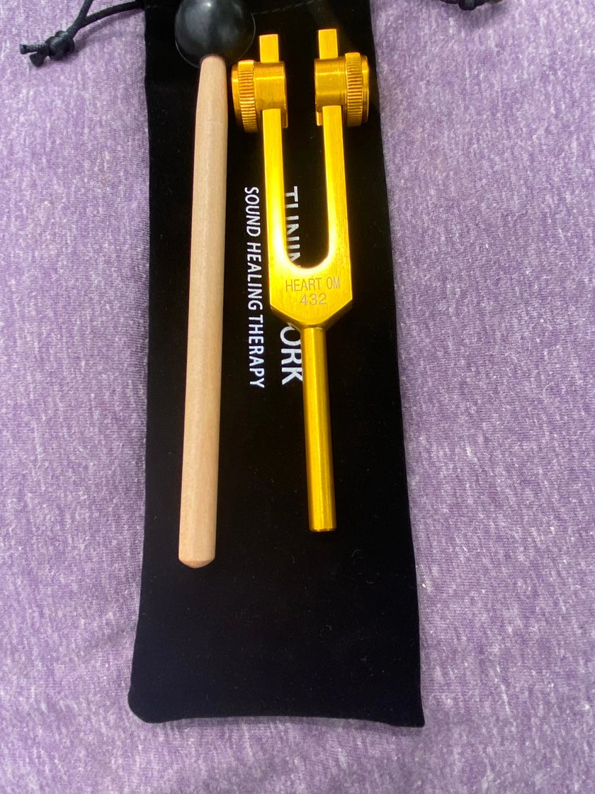 Gold FInish 432 Hz ad 528 Hz Set Best Tuning Forks for Vibration - Attenuator Handle Extender with 10mm Crystal
